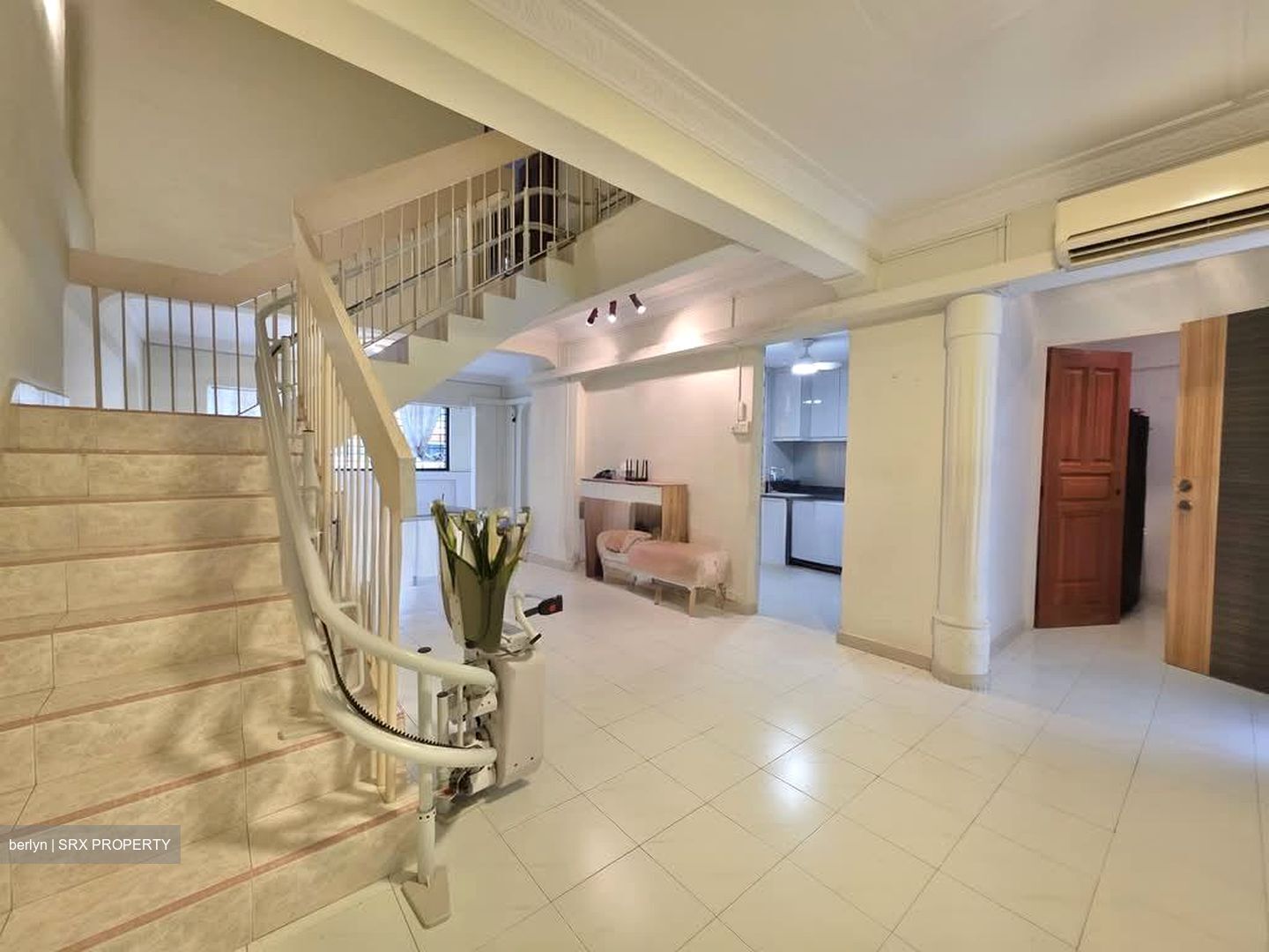 Blk 405 Hong Kah Court (Jurong West), HDB Executive #604854661